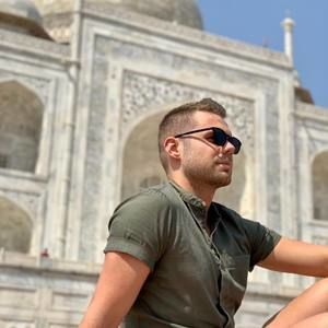 Meet your Posher, John